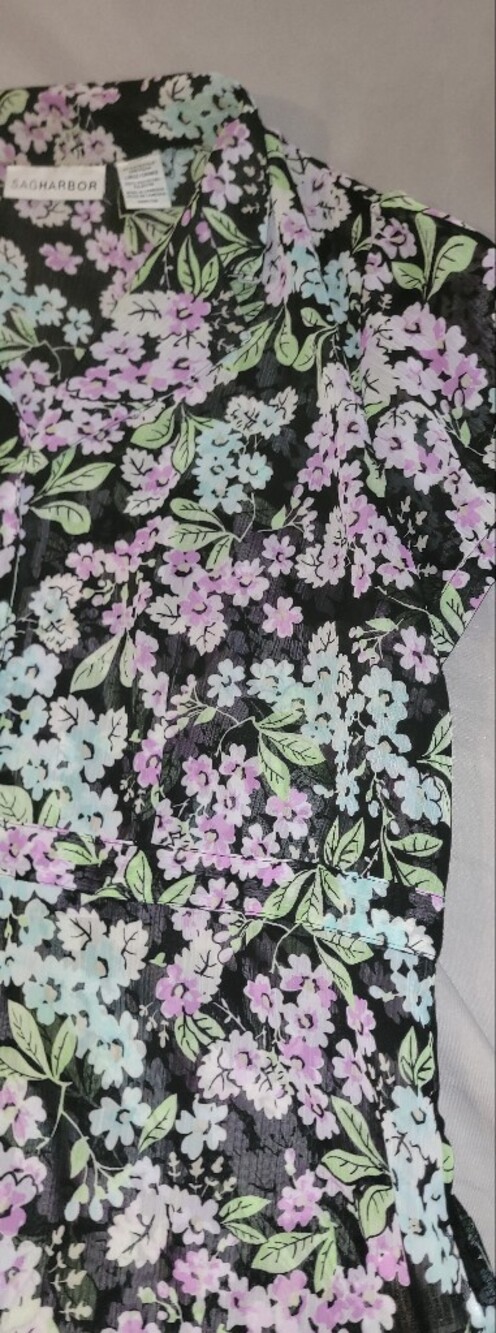 Womens Floral Button Down Large